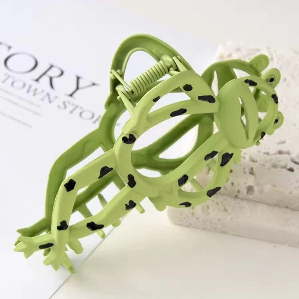 Green Frog Hair Clip